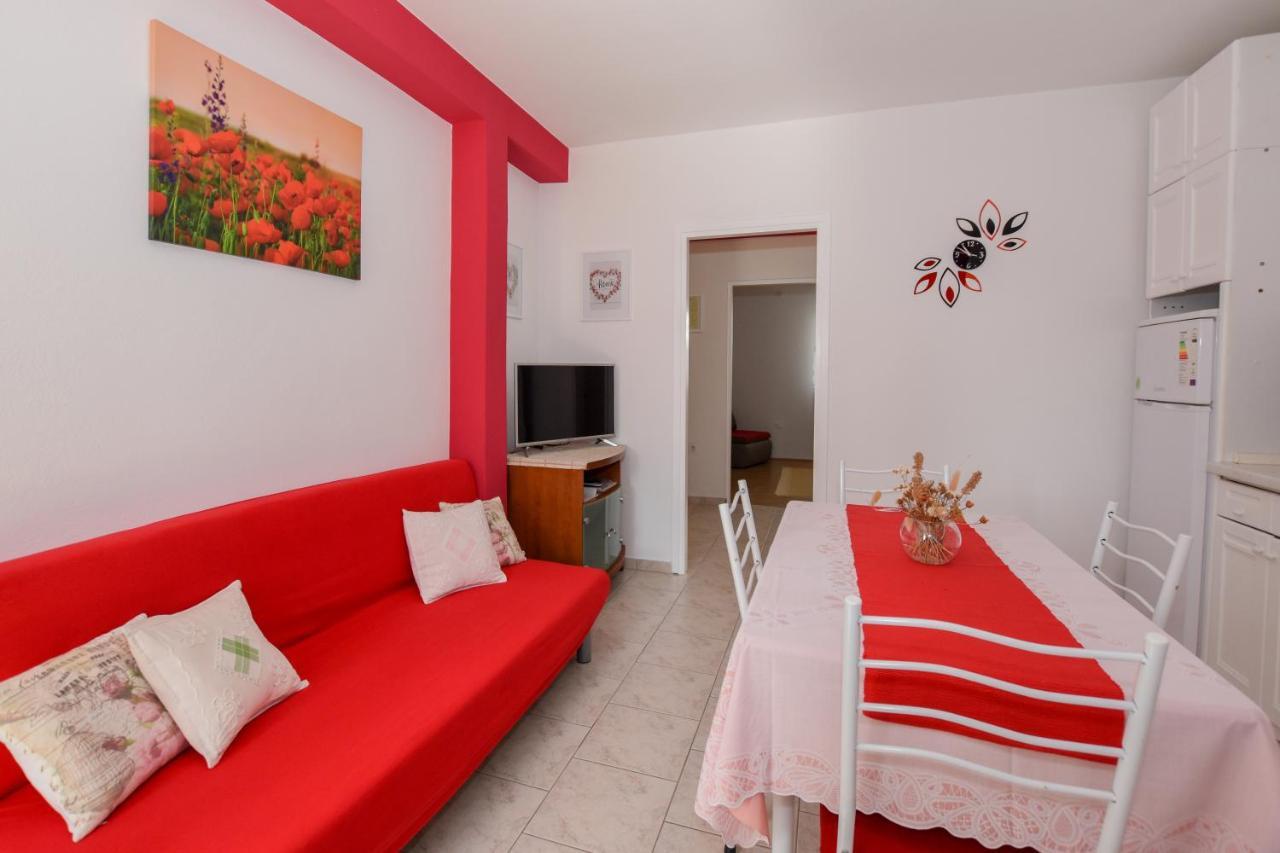 Apartmani Andreja Pag Town Bagian luar foto